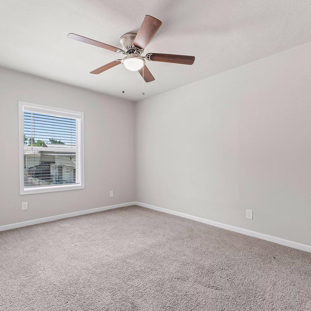 warehouse_0000s_0010_365216477_1304471373831631_4268642792410937278_n