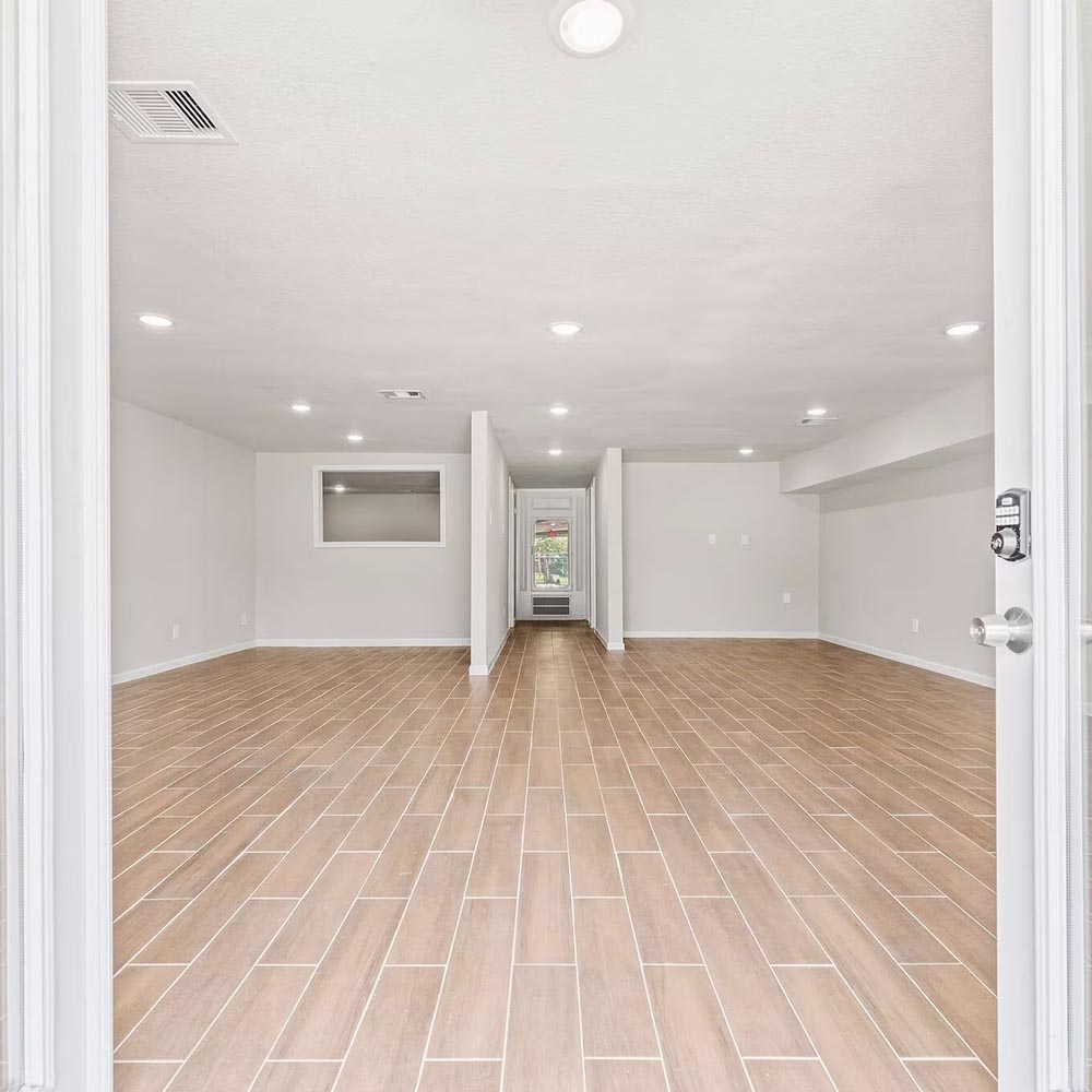 warehouse_0000s_0012_365095722_1304471477164954_5578478615309041174_n