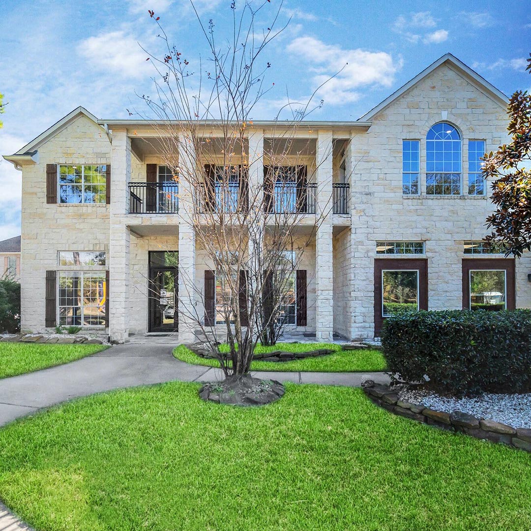 bds_0000s_0000_387125760_1340899330188835_678071158272007811_n